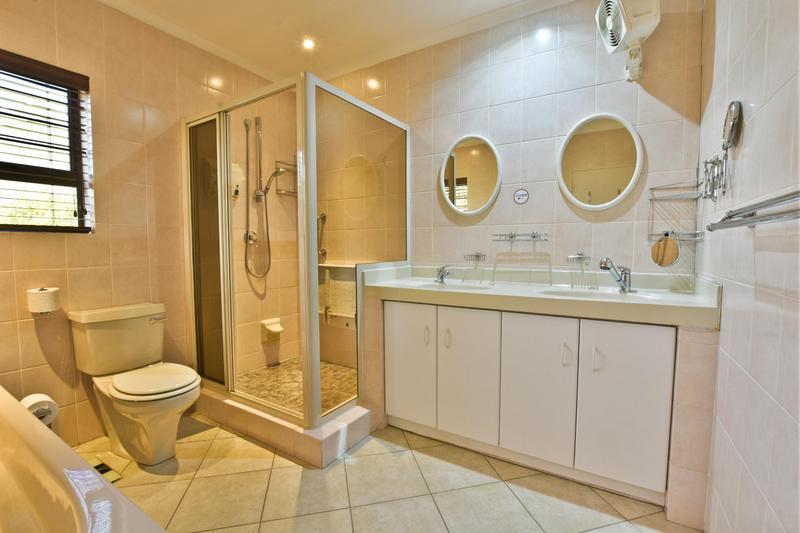 3 Bedroom Property for Sale in Vierlanden Western Cape